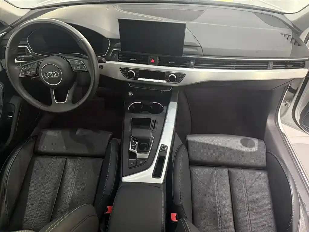 Audi A4L 2023 — фото 6
