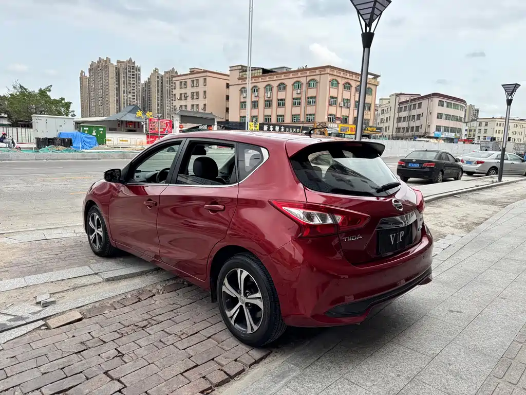 Nissan Tiida 2018 — фото 18