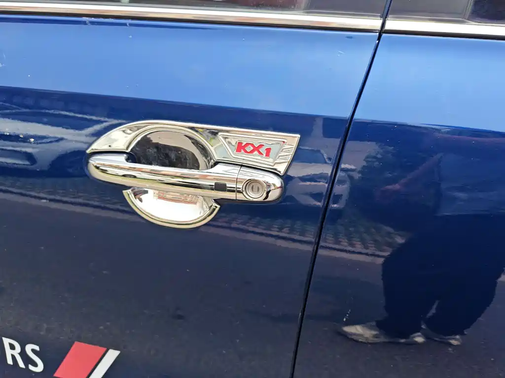 Kia KX1 2022 — фото 16
