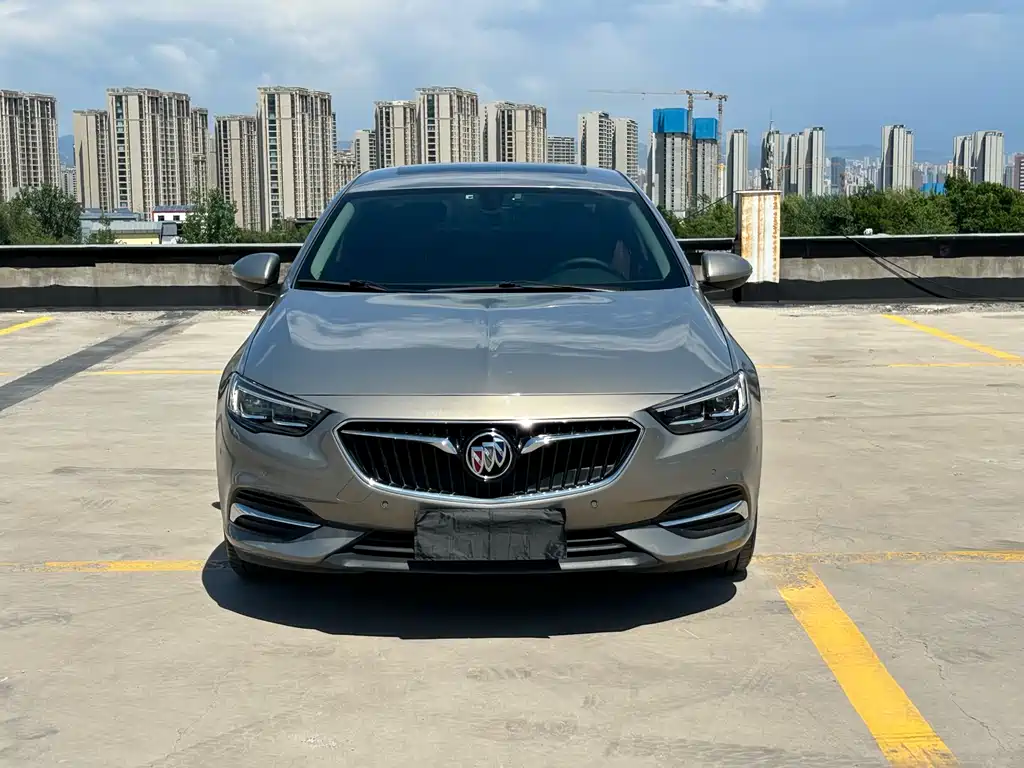 Buick Regal 2018 — фото 2