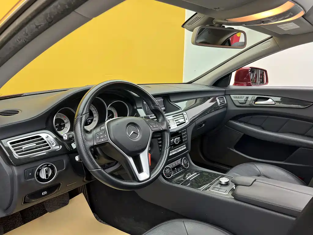 Mercedes-Benz CLS 2012