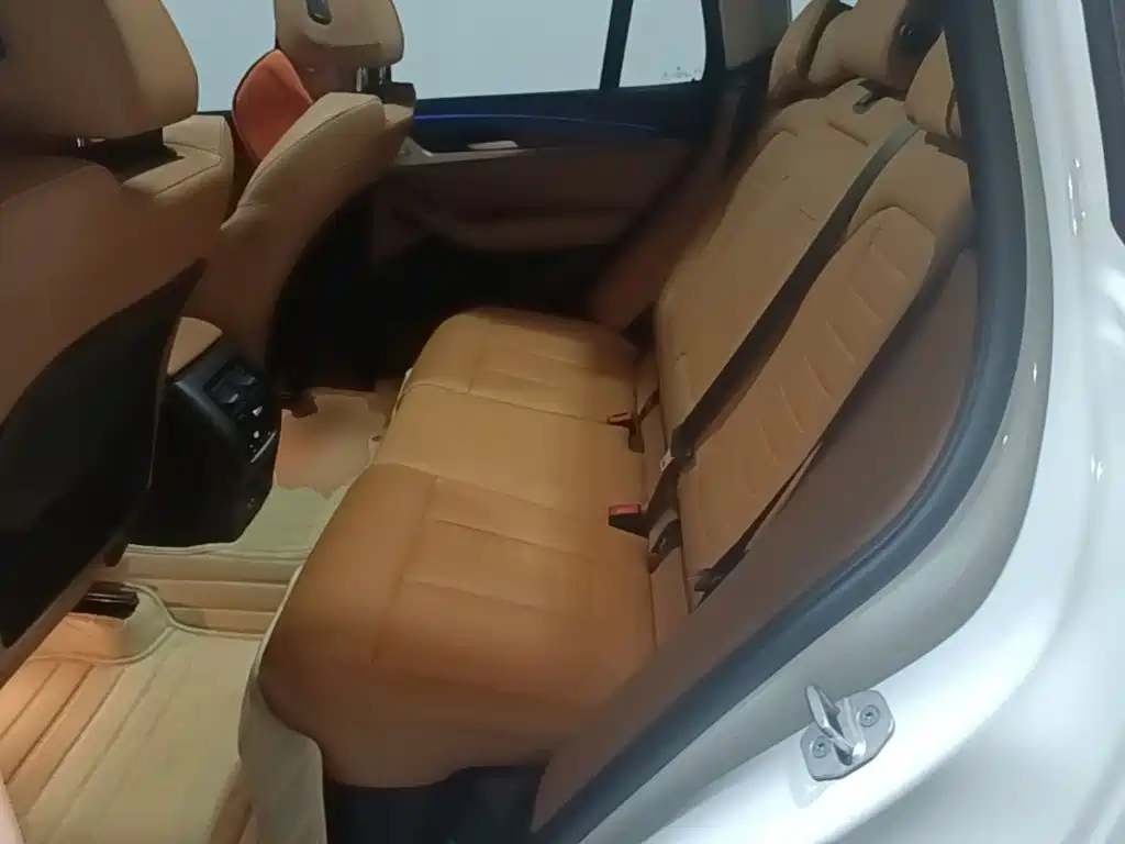 BMW X3 2021 — фото 17