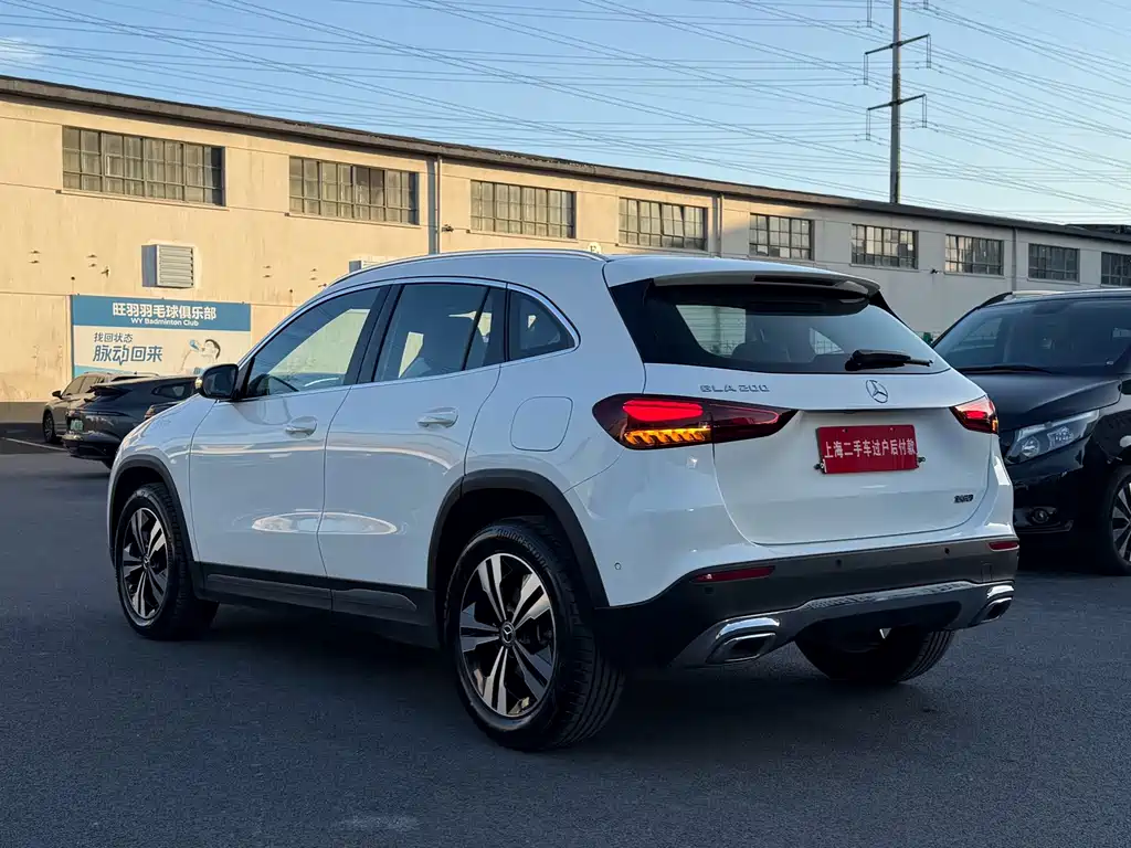 Mercedes-Benz GLA 2024 — фото 23