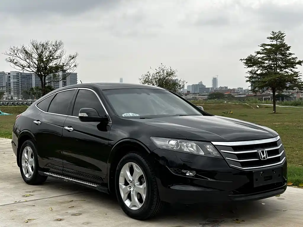 Honda Crosstour 2012 — фото 3