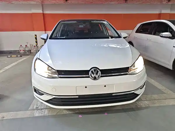 Volkswagen Golf 2020