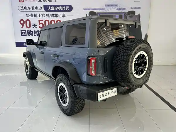 Ford Bronco 2024