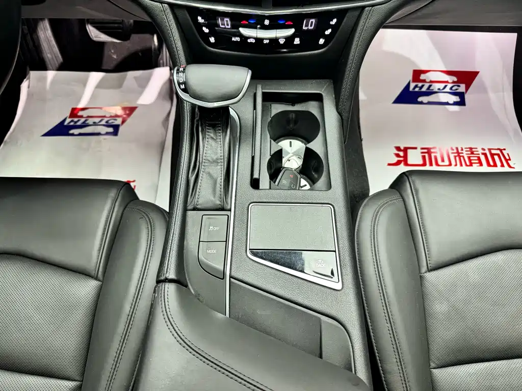 Cadillac CT6 2016 — фото 12