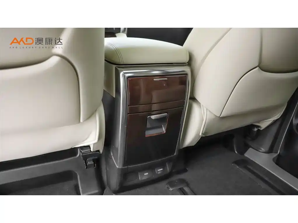 Toyota Alphard 2016 — фото 10