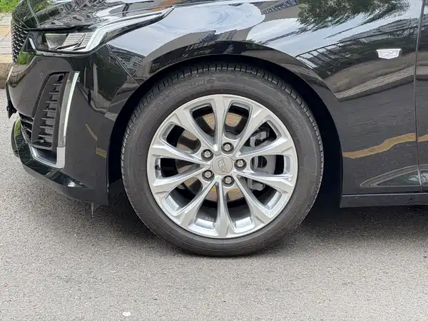 Cadillac CT5 2023