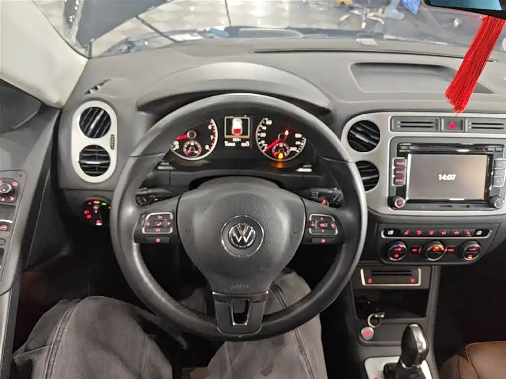 Volkswagen Tiguan 2016 — фото 11