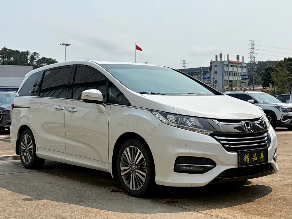 Honda Odyssey 2019 — фото 3