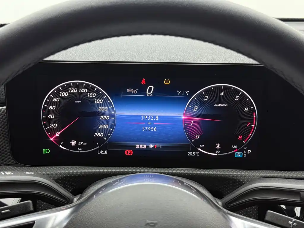 Mercedes-Benz A-Class 2023 — фото 18