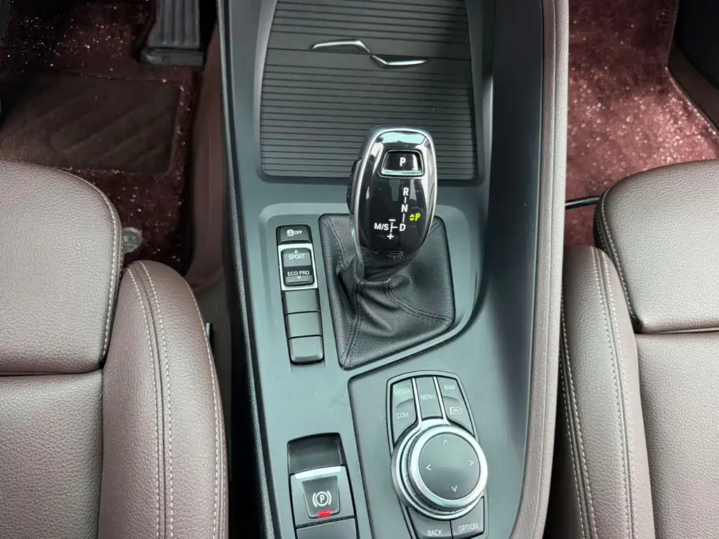 BMW X1 2022 — фото 13