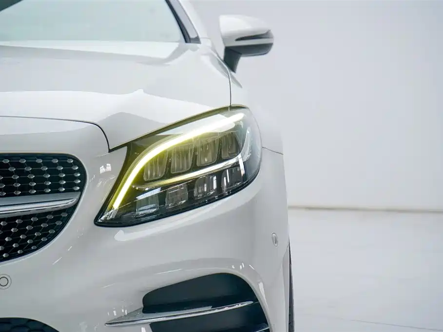 Mercedes-Benz C-Class 2020 — фото 14