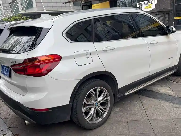 BMW X1 2017 — фото 3