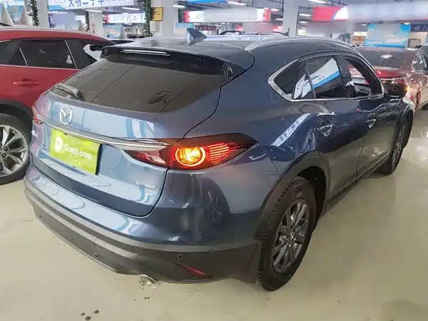 Mazda CX-4 2021