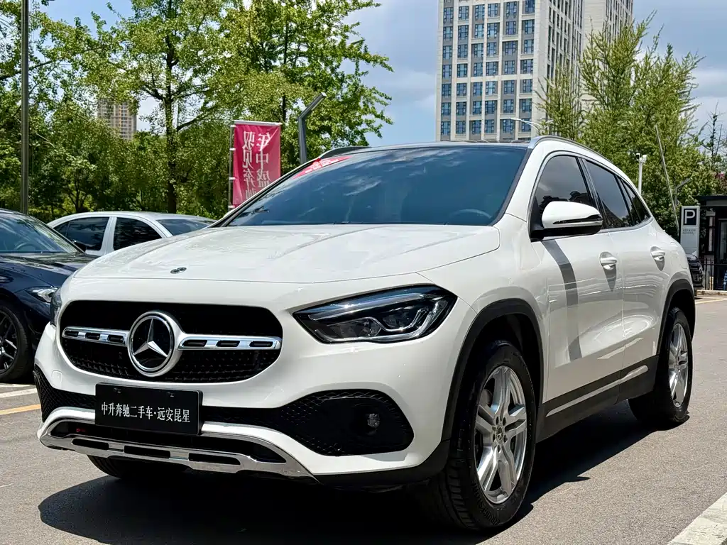 Mercedes-Benz GLA 2023 — фото 9
