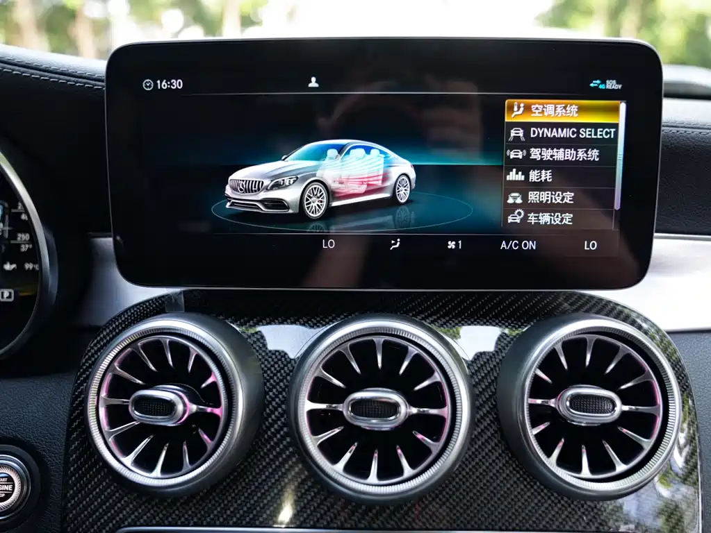 Mercedes-Benz C-Class AMG 2020 — фото 10