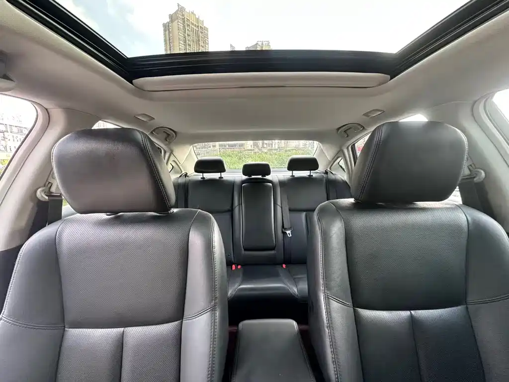 Nissan Teana 2015 — фото 26