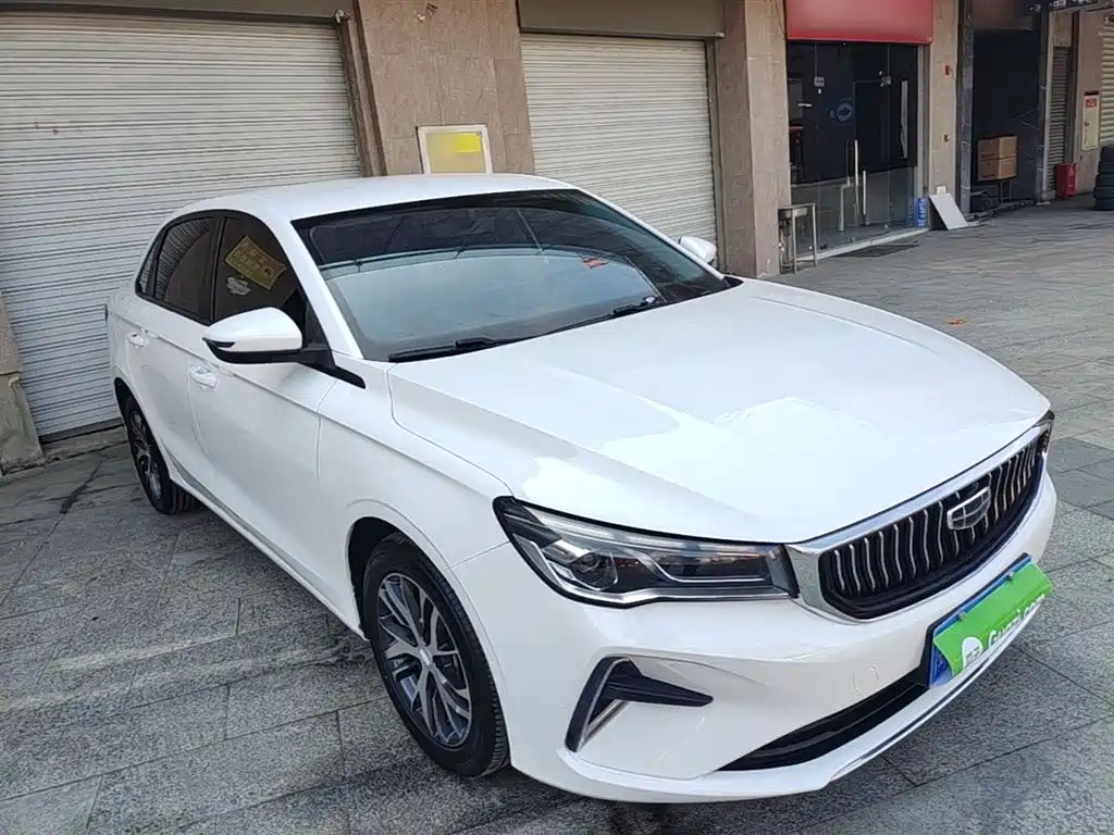 Geely Emgrand 2023 — фото 4