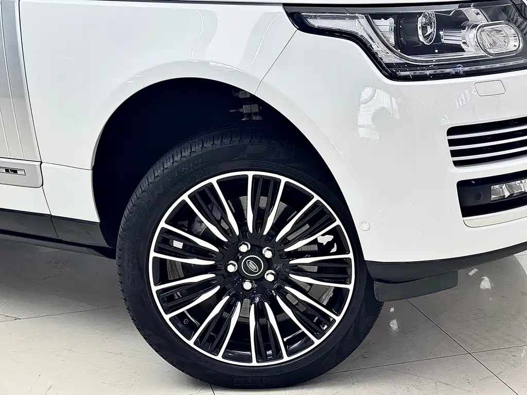 Land Rover Range Rover 2017 — фото 7