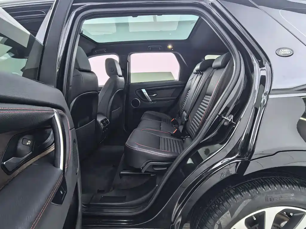 Land Rover Discovery Sport 2021 — фото 10
