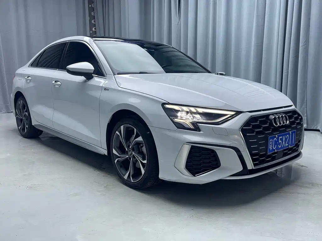 Audi A3 2022 — фото 3