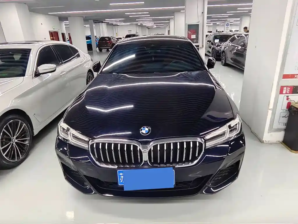 BMW 5 Series 2023