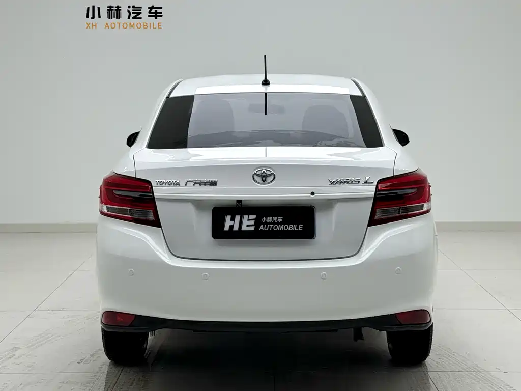 Toyota Yaris L 2020 — фото 6