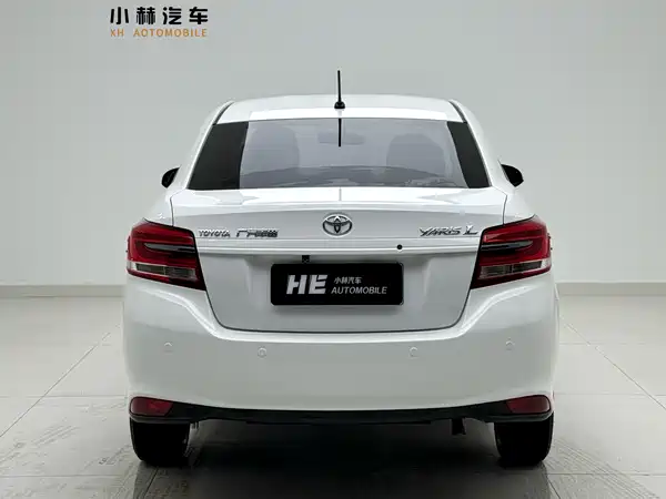 Toyota Yaris L 2020
