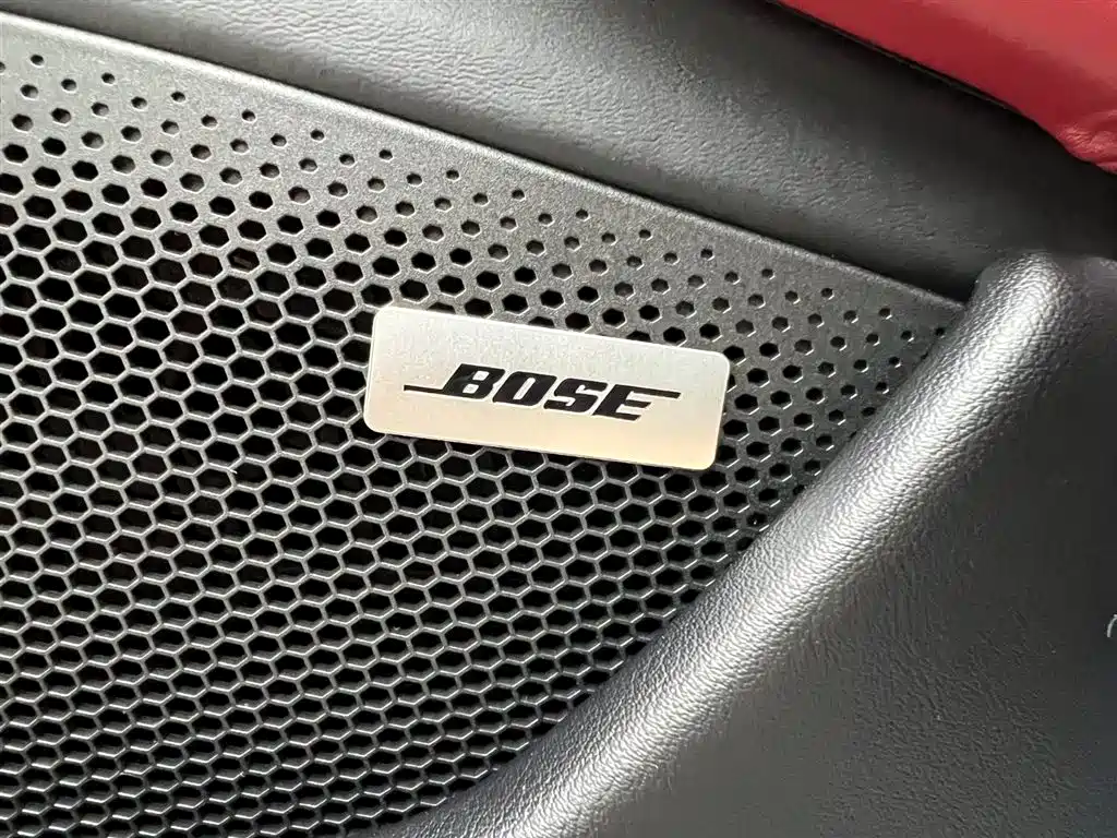Porsche Taycan 2026 — фото 18