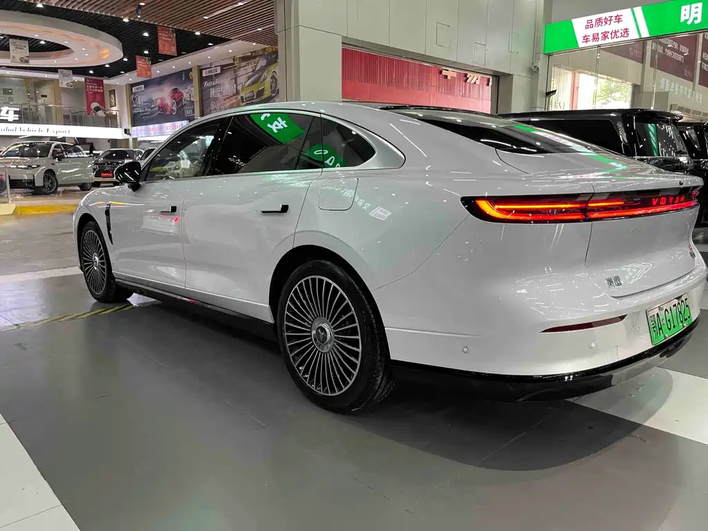 VOYAH Passion L 2025