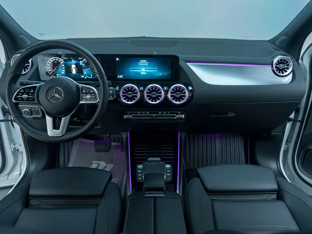 Mercedes-Benz GLA 2023 — фото 11