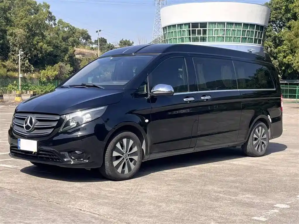 Mercedes-Benz Vito 2022 — фото 1