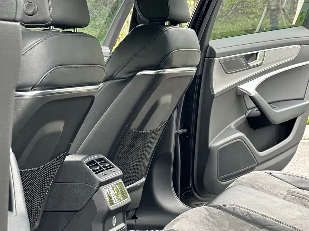 Audi A6L 2021