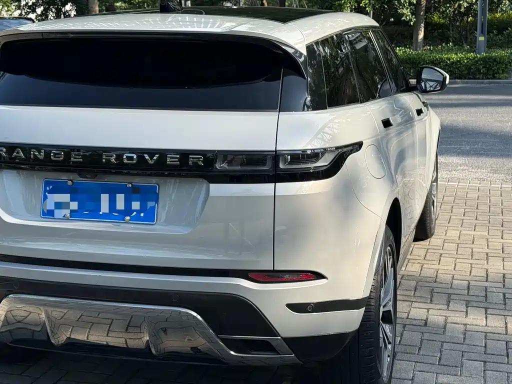 Land Rover Evoque 2024 — фото 8