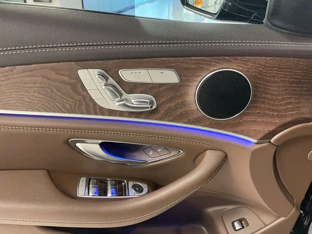 Mercedes-Benz E-Class 2023
