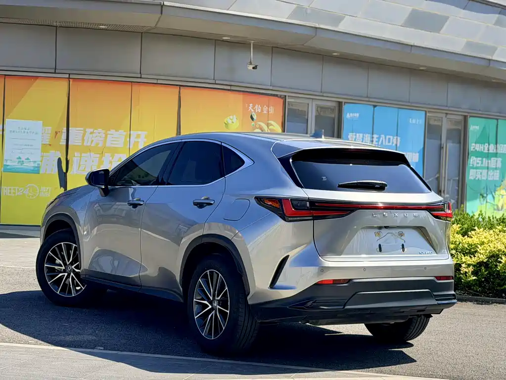 Lexus NX 2023 — фото 4