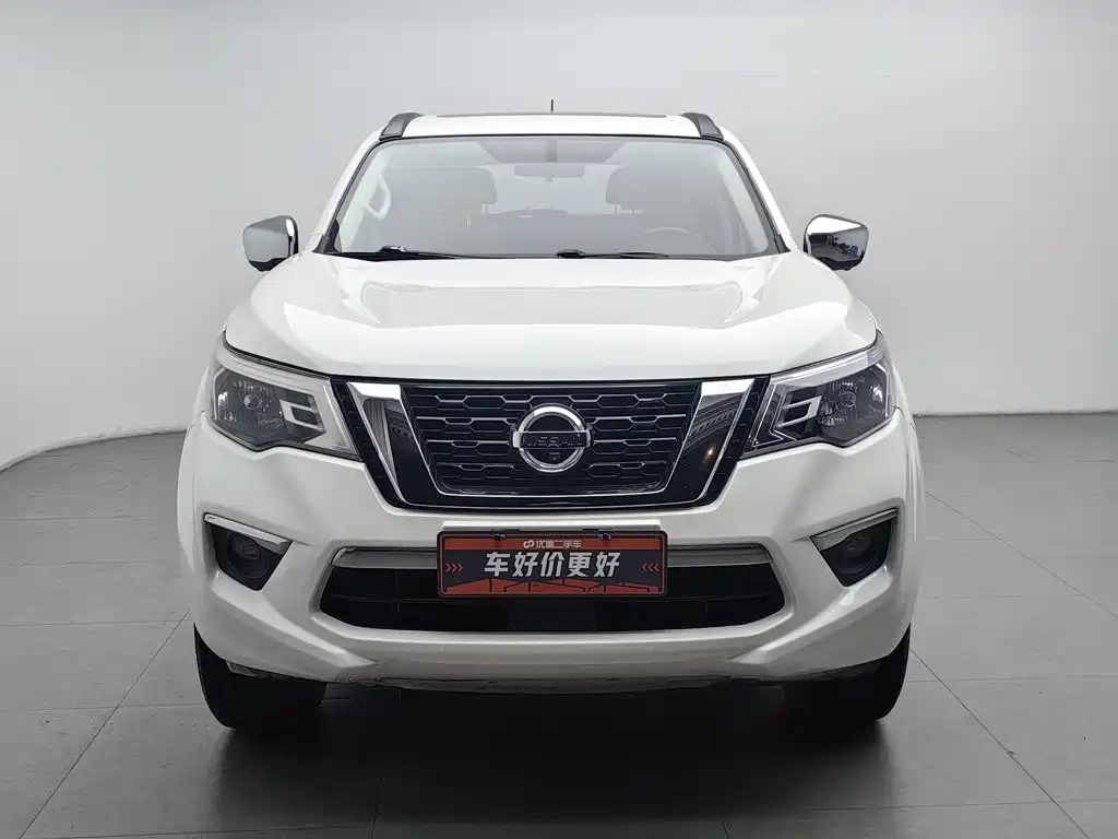 Nissan Terra 2018 — фото 3