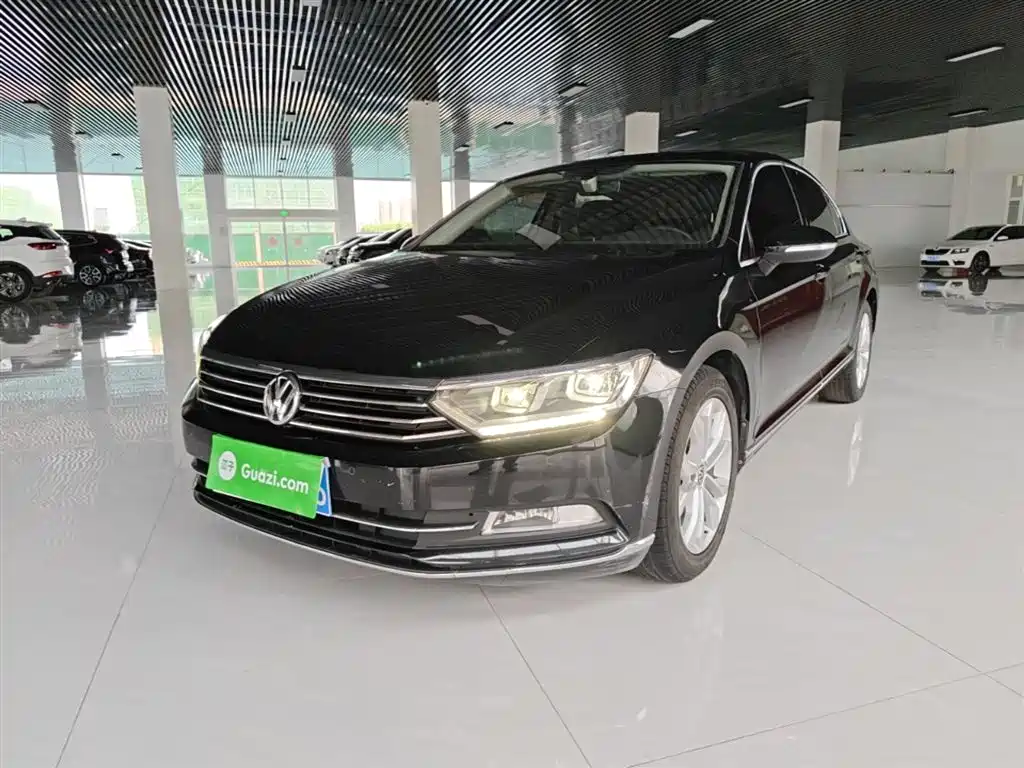 Volkswagen Magotan 2018 — фото 1