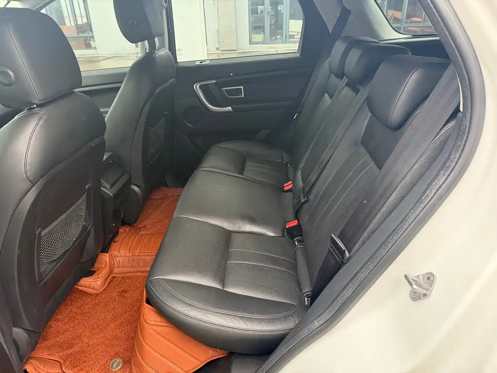 Land Rover Discovery Sport 2019 — фото 11