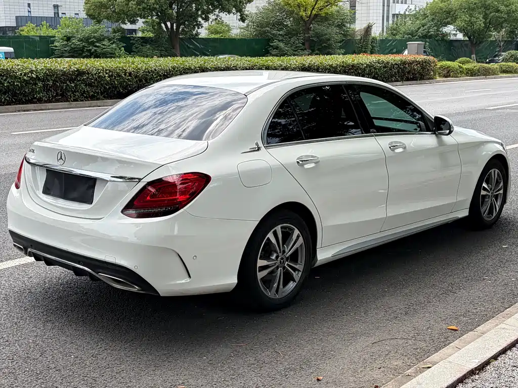 Mercedes-Benz C-Class 2019