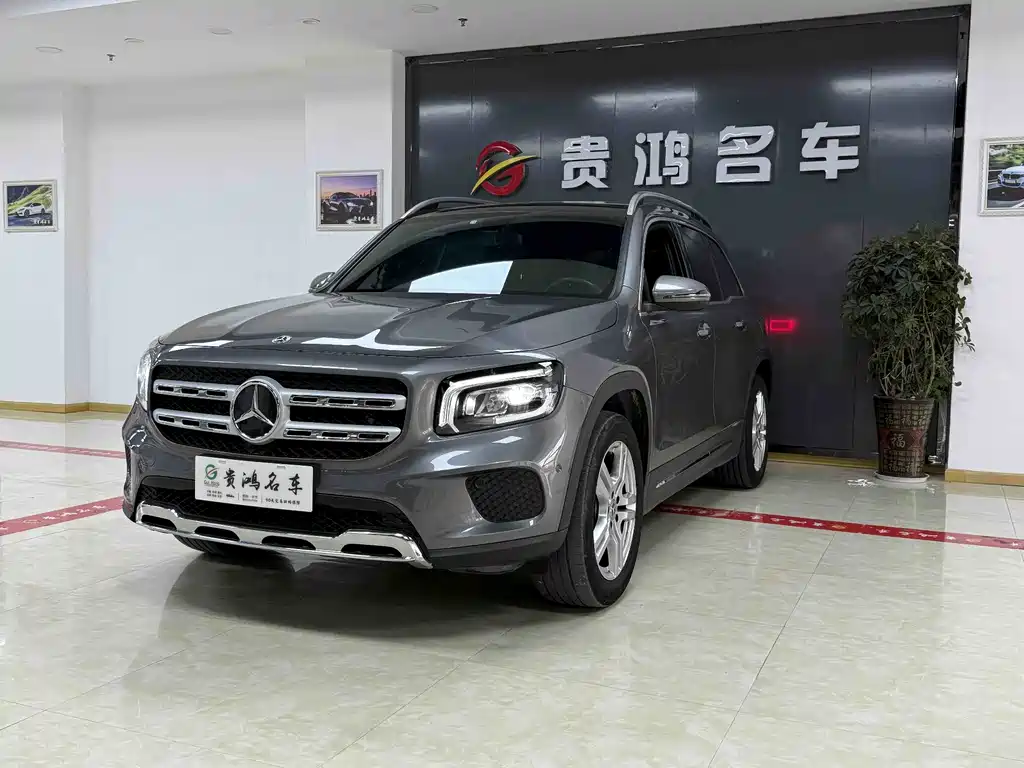 Mercedes-Benz GLB 2023 — фото 1