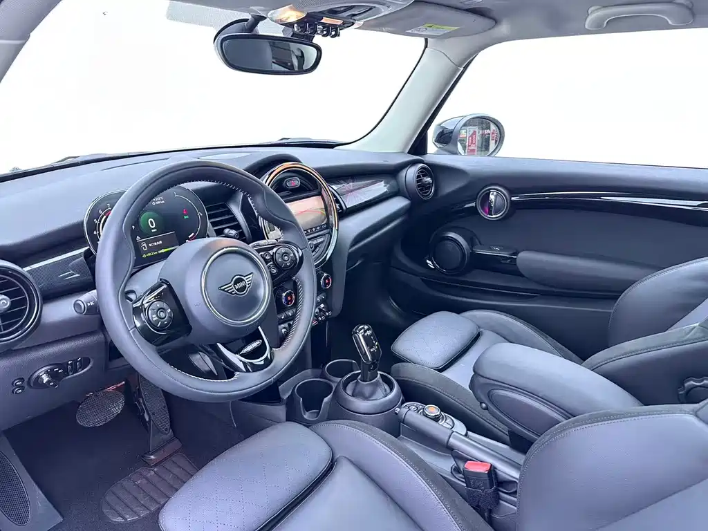 MINI MINI 2021