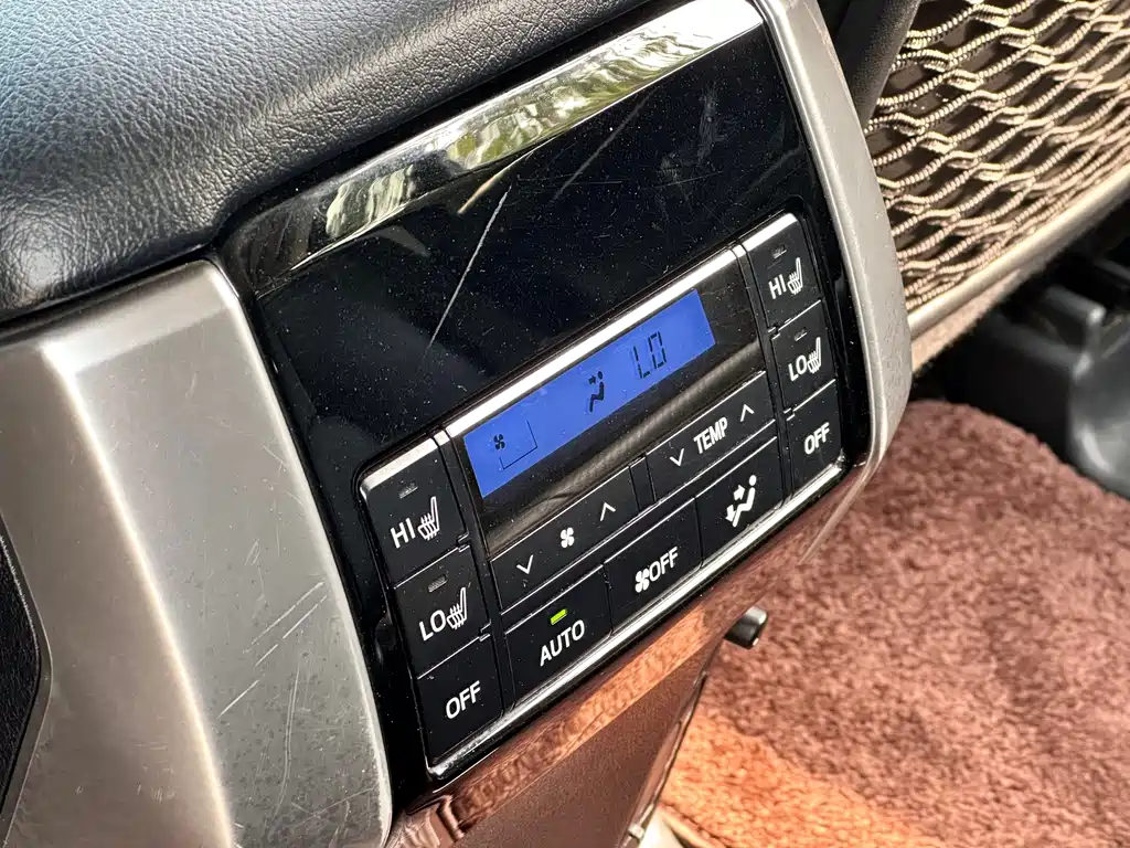 Toyota Prado 2018 — фото 12