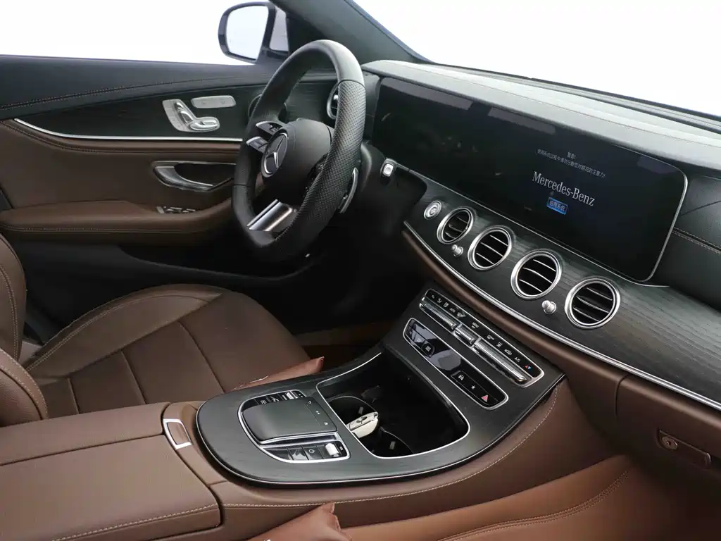 Mercedes-Benz E-Class New Energy 2023 — фото 6