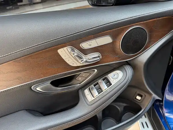 Mercedes-Benz GLC 2016