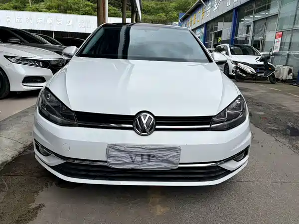 Volkswagen Golf 2020