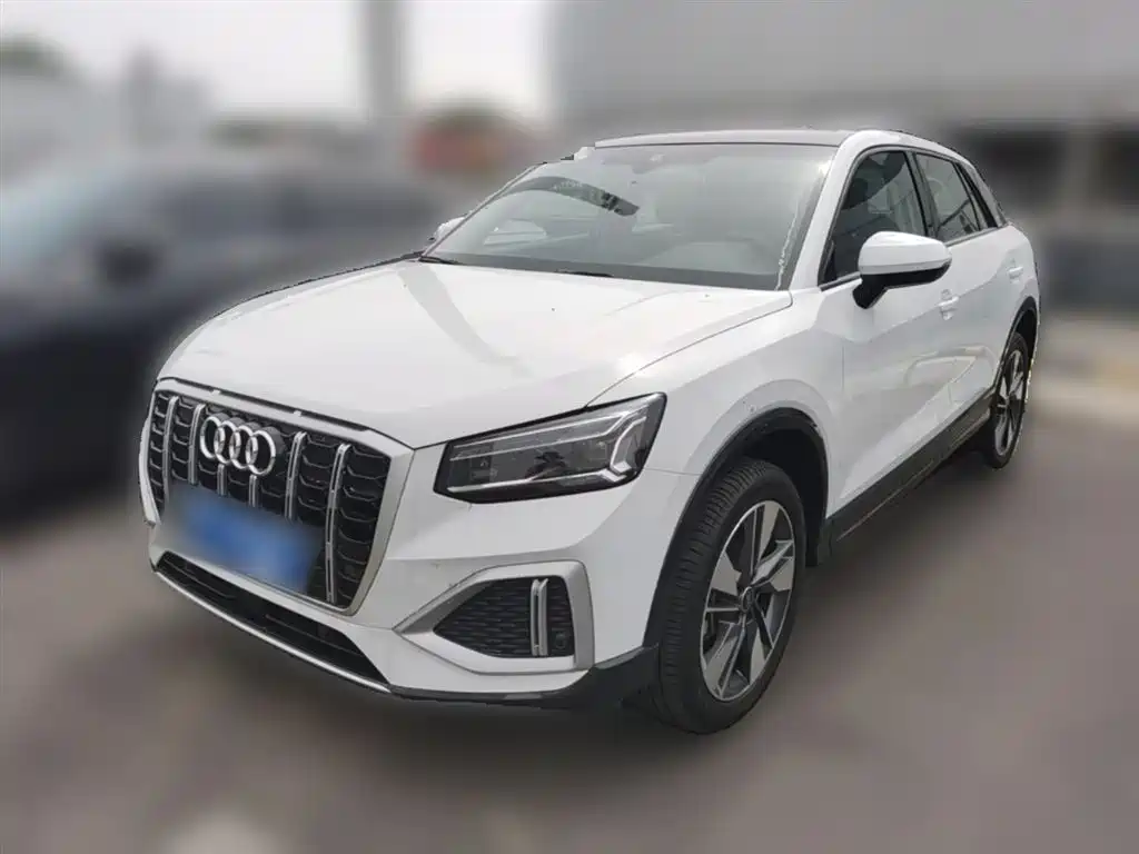 Audi Q2L 2024 — фото 3