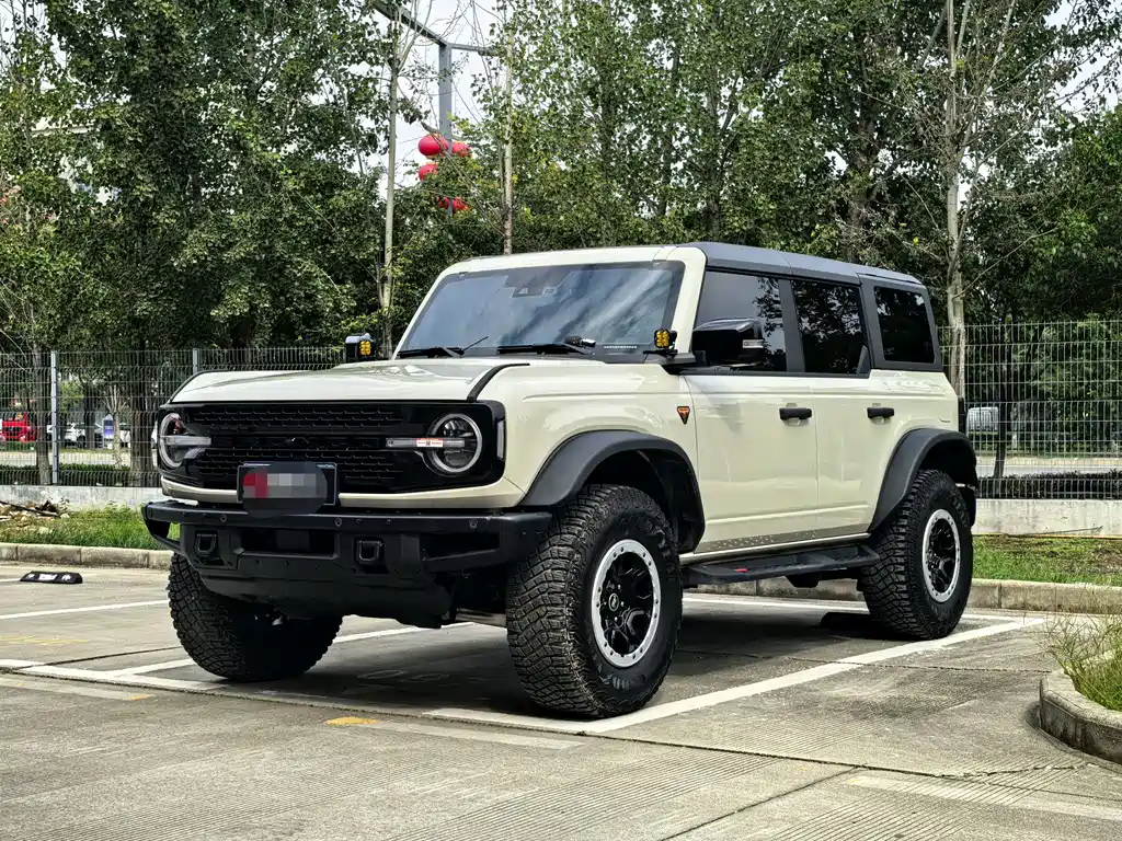 Ford Bronco 2024 — фото 1